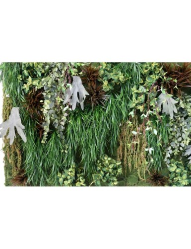 JARDÍN VERTICAL CON PLANTAS CASCADA VERDE