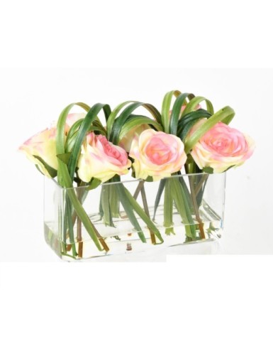 ROSE IN ARRANGEMENT 40